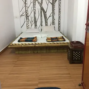 Shri Bed & Breakfast